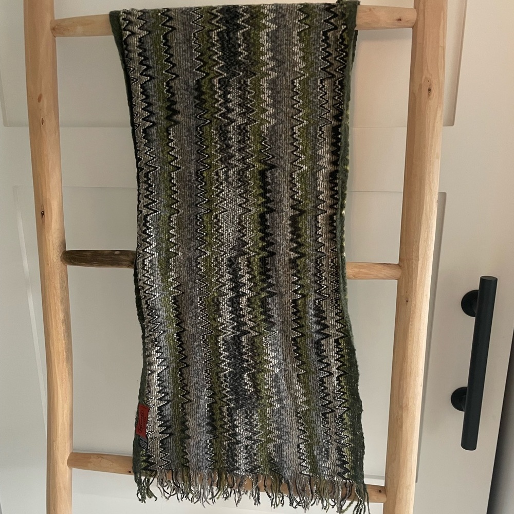 Missoni Magic: Vibrant Scarf with Signature Zigzag Elegance